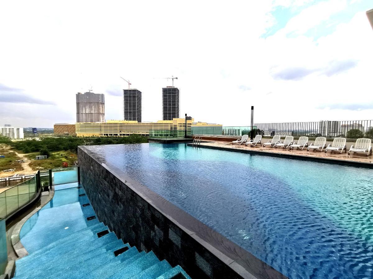 Mosaic Southkey Midvalley By Elegant Johor Bahru Bagian luar foto